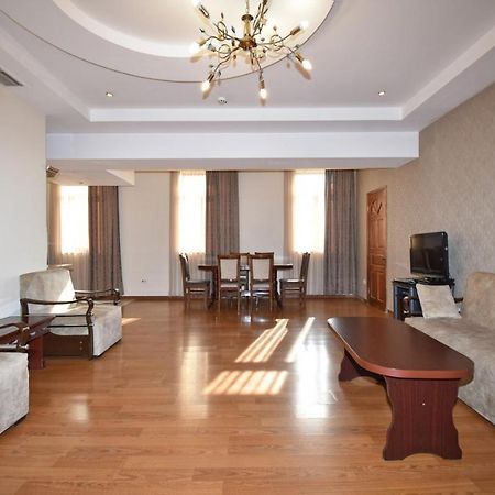 Abovyan Street 16, Apartment No 24 Erevan Exterior foto