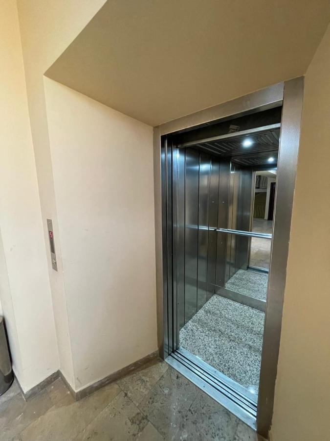 Abovyan Street 16, Apartment No 24 Erevan Exterior foto