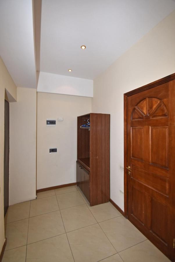 Abovyan Street 16, Apartment No 24 Erevan Exterior foto