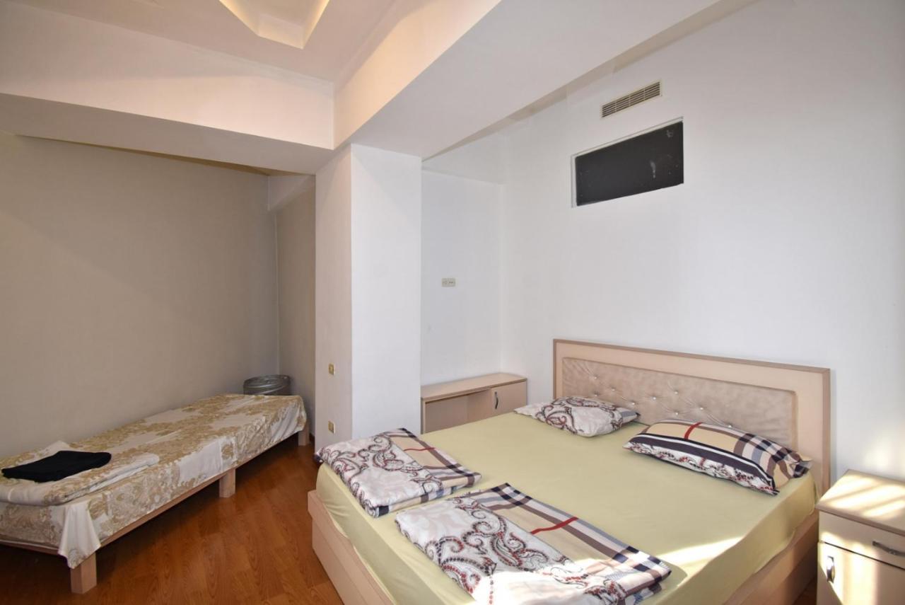 Abovyan Street 16, Apartment No 24 Erevan Exterior foto
